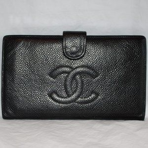 Authentic  Chanel CC quilted on Bi Fold Long CC Wallet / Clutch Can Add Chain